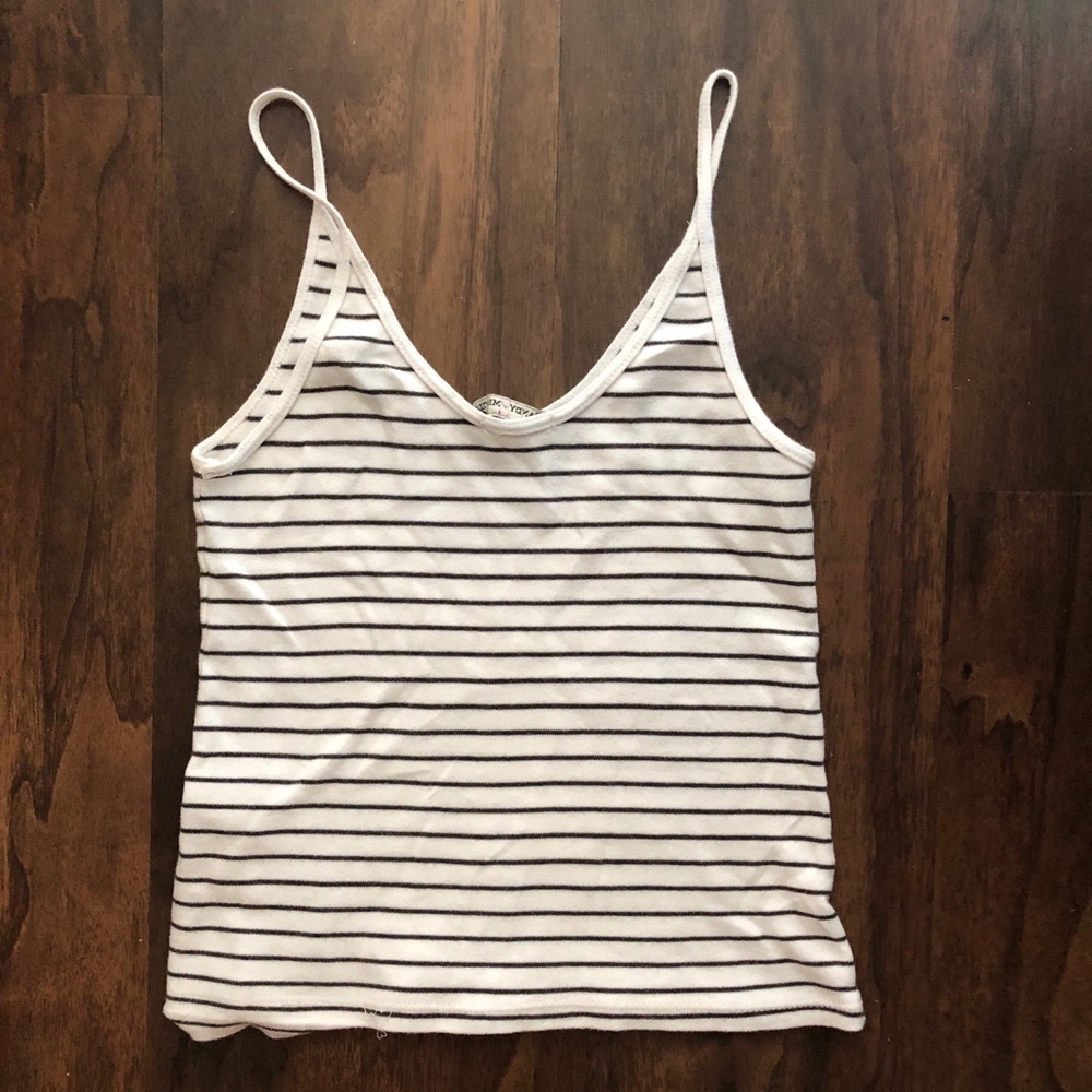 Brandy Melville Crop Top